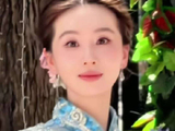 刘诗诗旗袍簪花美得毫不费力