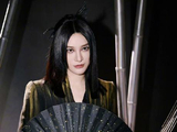 尚雯婕萨顶顶《乘风》三公神级合唱引爆争议：专业声压为何撼动综艺？