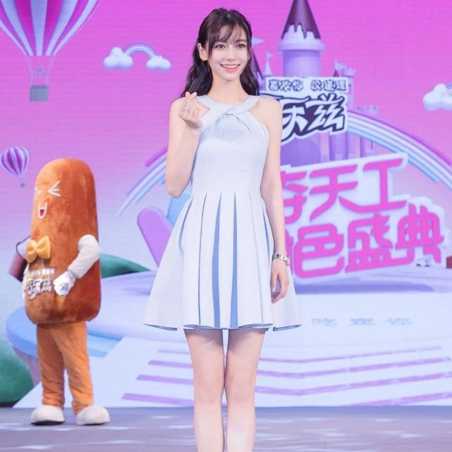 △ 甜品品牌热衷的清新舒适的甜妹天团