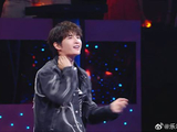 张远现场跳新歌《月光闪》舞蹈，简直帅炸了！