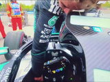拉塞尔跳上车头拧断电按钮（2026加拿大大奖赛） 🫳🏻🫳🏻 f1tv