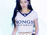 中村一叶身材获赞，韩国蜜大腿审美引热议