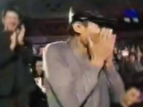 大大方方夸师哥，不扭捏不避嫌，这种坦荡的欣赏，比那些遮遮掩掩的好嗑多了