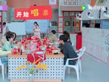 徐若晗节目中礼貌称呼周涛老师引连声宝贝回应
