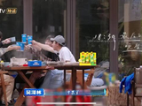 弹幕都在刷“下一季原班人马”，节目组你看到了吗，王鹤棣你看见了吗？