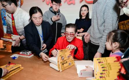 打开网易新闻 查看精彩图片