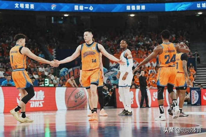 数据不会骗人,12次2-0领先全部夺冠!上海夺冠稳了?|总决赛|广东|新疆|辽宁|总冠军_新浪体育_新浪新闻