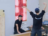 蒋敦豪安排李耕耘当鼓风机人偶