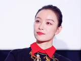 如何看待倪妮在《一个男人和一个女人》中素颜出演并主动呈现疲惫状态的行为？