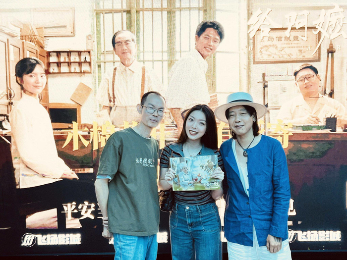 李奕瀚（右）与导演蓝鸿春（左