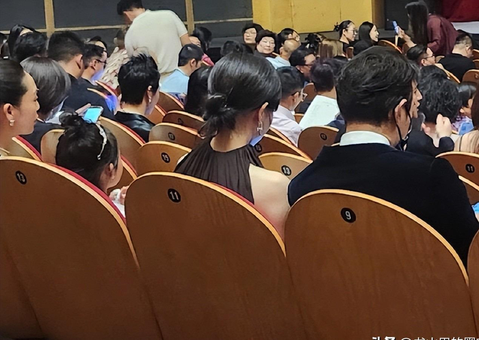  打开网易新闻 查看精彩图片 