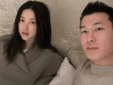 朱珠老公原来是他，曾是清华教师高大帅气，今从事服装业婚姻美满