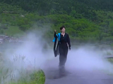 郝熠然走秀从容优雅