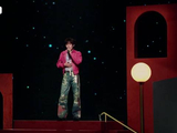 宋亚轩演唱《胆小鬼》迎接5月收官