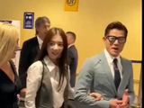 郭富城方媛携女看赛车被指作秀