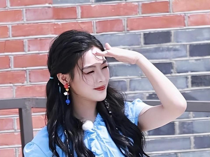 陈丽君