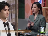 惠英红给郭晓婷红卡，佘诗曼海豹式鼓掌，高兴出“双下巴”