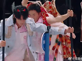 王鹤棣杨迪使坏，转弯处拉住对方的杆子，简直太难了丨你好星期六