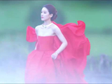 赵露思VOGUE活动状态回归，眼神坚定精气神足