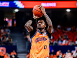 封神FMVP？CBA古德温33助仅4误，艾弗森保罗灵魂附体