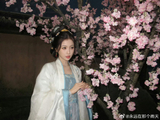 虞书欣和张云龙拍的六一短剧《小柿子打劫糖葫芦》具体讲了什么内容？