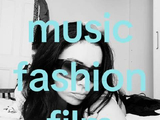 Charli xcx新专未发行曲自拍试听片段曝光