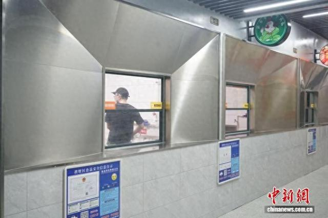 杭州大运河品质外卖三号聚集区商家档口。拱墅区市场监管局 供图