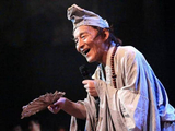 92岁游本昌坐上了轮椅，老戏骨的硬核人生好精彩