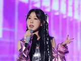 沈佳润再登封面气质大变，小沈阳背后默默支持，父爱藏不住了