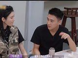 何猷君为了追求奚梦瑶具体付出了哪些努力？