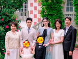奚梦瑶何猷君法国补办延迟七年婚礼，百克拉钻石与儿女花童引热议