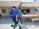 何浩楠一听见投资，那眼里都放光