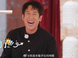 于洋一看在家就没少做饭 现场做饭太熟练，观众都惊呼不断！