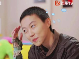 窦靖童reaction歌手首播：“我刚吃完东西有点塞牙”