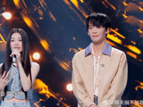 见姚晓棠太在意外界看法，杨宗纬主动开导他，太暖心！