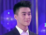 何猷君通过姐姐牵线认识奚梦瑶