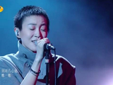 窦靖童坦言竞演紧张，靠观众乐队窦颖鼓励完成表演