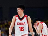 中国男篮险胜欧洲强敌，王俊杰两双，徐昕4中4守护内线