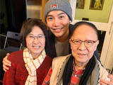 82岁钟景辉与一众徒弟聚会，稳坐C位受尊重，曾患上癌症今精神足
