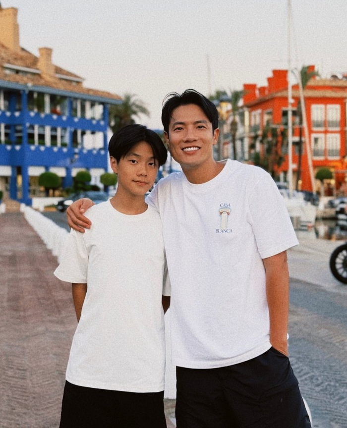 ▲杨千嬅婚姻美满，她于2010年与丁子高结婚，儿子丁进诺（Torres）已经13岁。