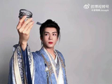 曾舜晞新剧造型曝光，多款发冠配束发贵气十足