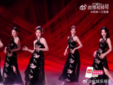 马拉松选手的 buff 叠满，超长转音轻轻松松拿捏，四公舞台循环播放预定