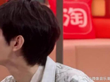 杨迪觉得成毅动作慢了，何炅坚决反驳，笑趴成毅！