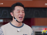 沙溢戴理疗仪唱歌似念经笑翻跑男团
