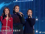 容祖儿Twins唱《朋友》，唱得好感动，蔡少芬羡慕了！