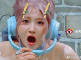 金靖说闫妮演过你妈，关晓彤只看口型不淡定了：你骂我？