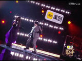 锤娜丽莎今晚的演唱证明了她的嗓音机能有多强
