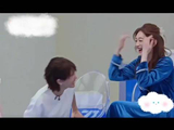 曾沛慈柔声安抚黄灿灿，闺蜜互动暖心治愈