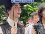 杨紫回李祯的家了：身穿新中式黑裙典雅大气