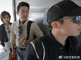 妻子团挑战高空蹦极，不料还没开始，郑钧就吓疯了！